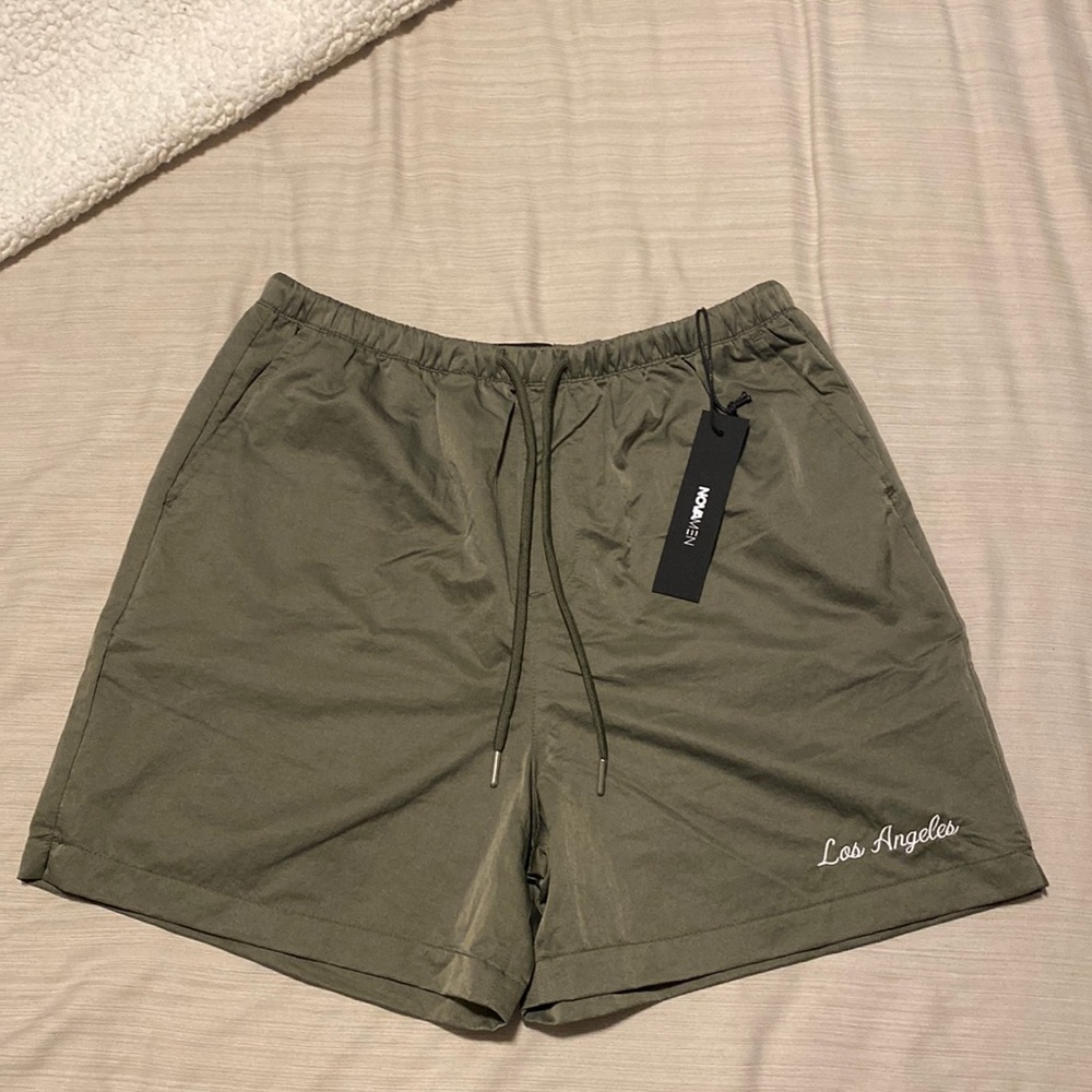 NovaMen Nylon mens olive green shorts size sm